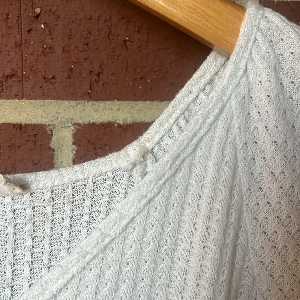 White Ruffled Textured Top - Picture 3 of 6